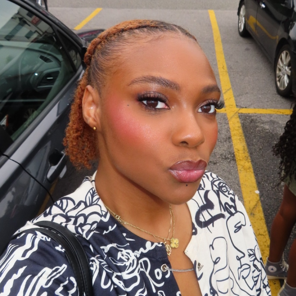 Meet your Posher, Marylynn